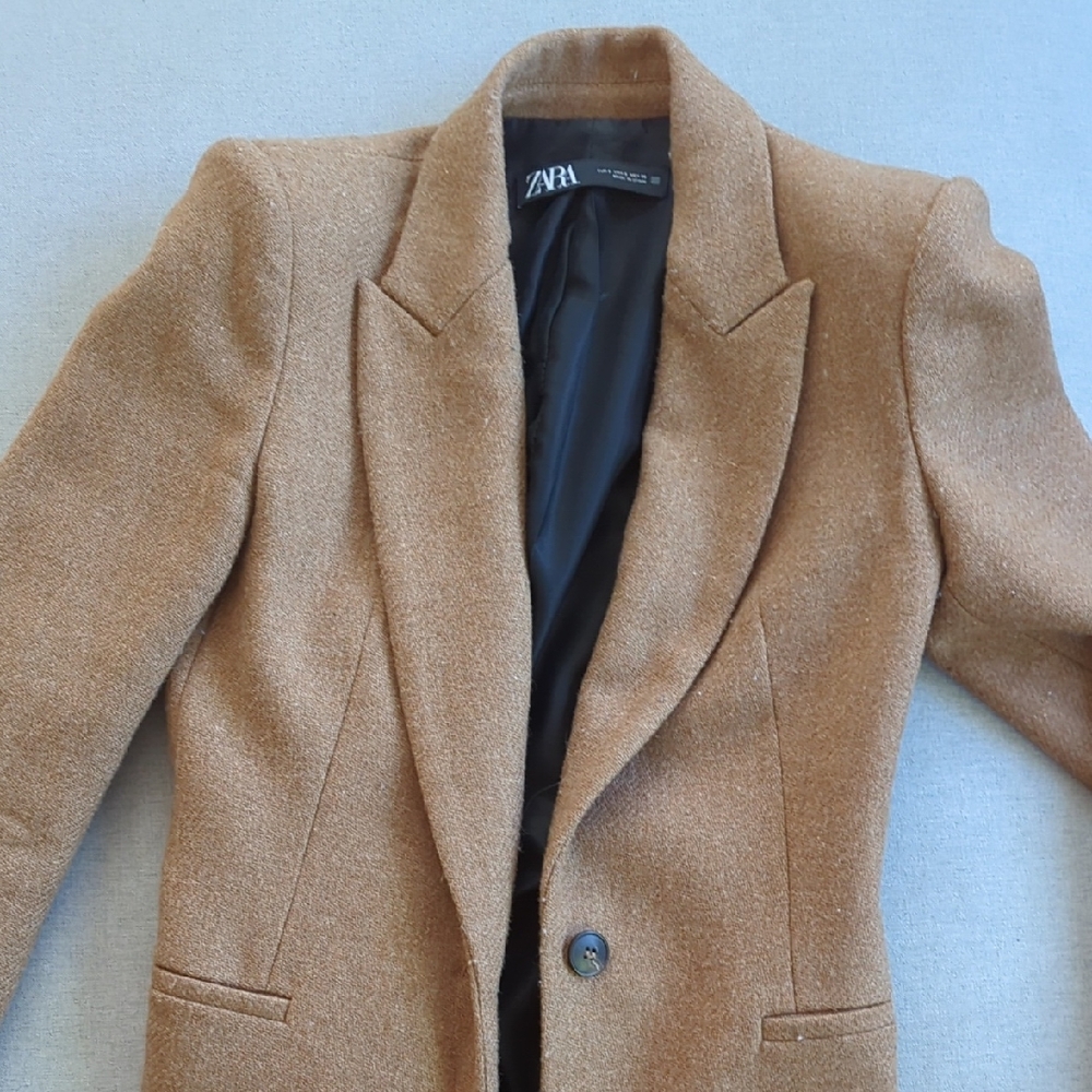 Zara Women's Tan Blazer